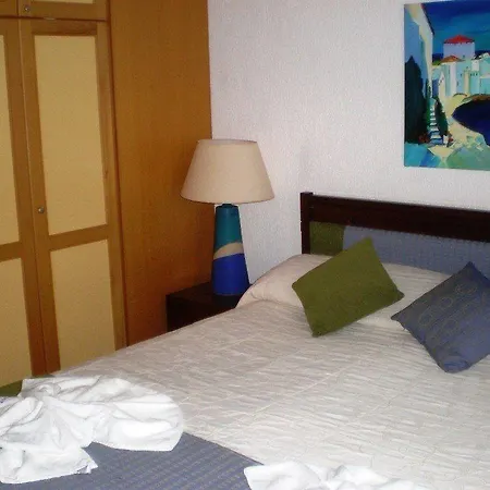 Gardens 3* Пафос