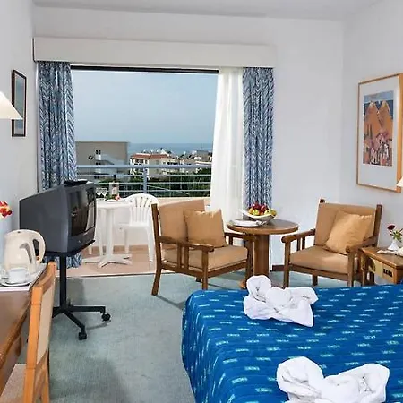 Gardens Aparthotel Paphos