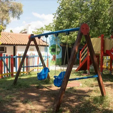 غاردينز هوليداي شقة فندقية