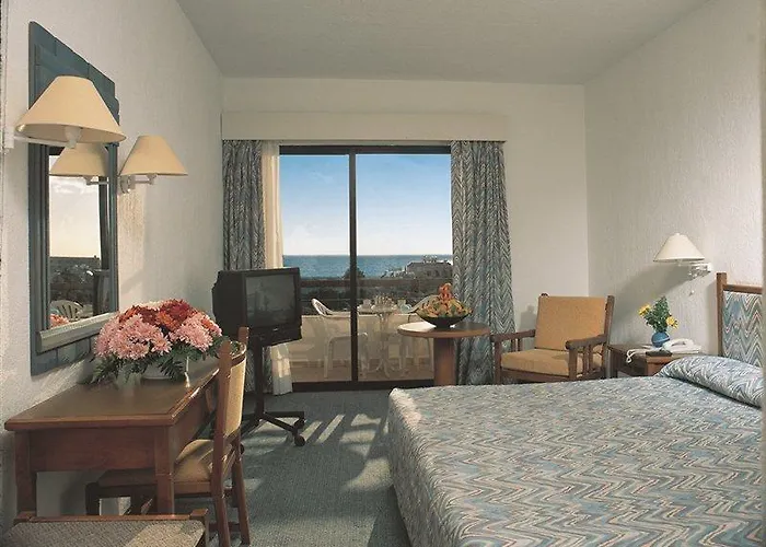 Apartahotel Gardens Paphos