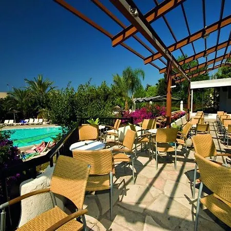 Gardens 3* Paphos