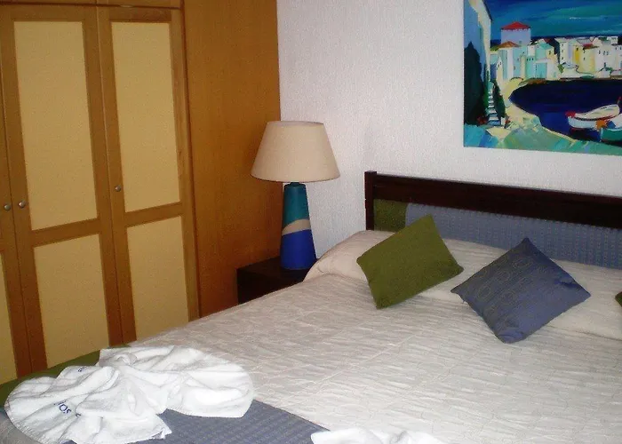 Gardens 3* Пафос